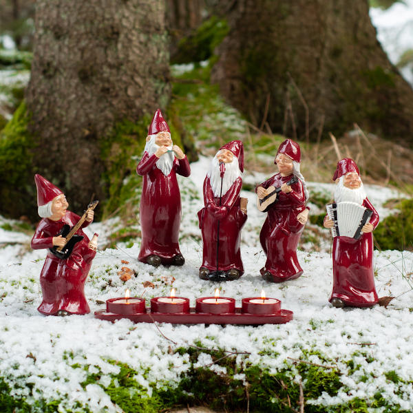 Harvesttime Weihnachtsfiguren handbemalt skandinavisches Design Adventsdeko